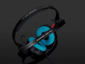 Sennheiser HD-25 מהדורה מיוחדת צבע טורקיז